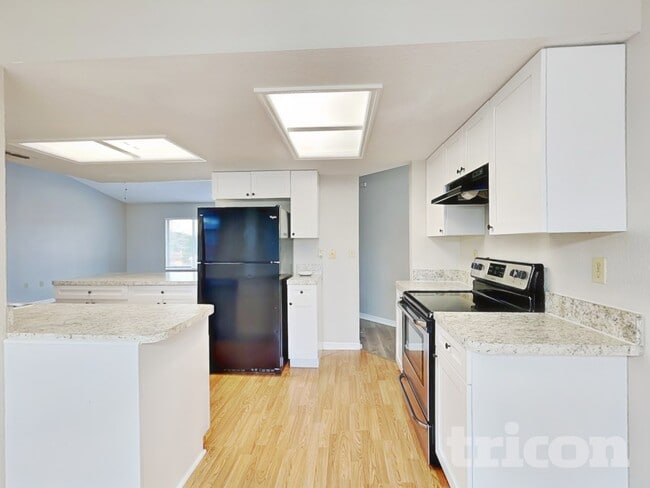Photo - 4424 Ohara St