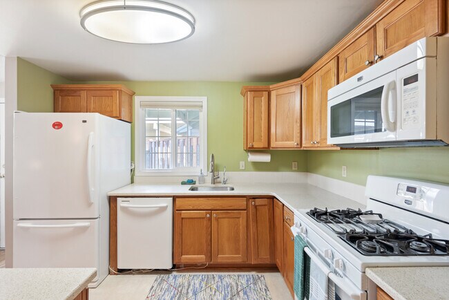 Photo - 5330 SW Mayfair Ct