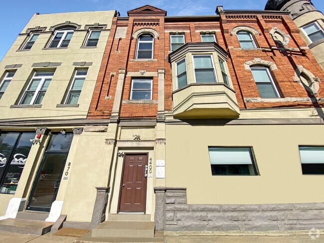 Building Photo - 4400 Lancaster Ave Unit #5 (#3R) Rental