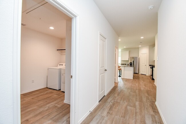 Photo - 2827 Bur Lndg Ln