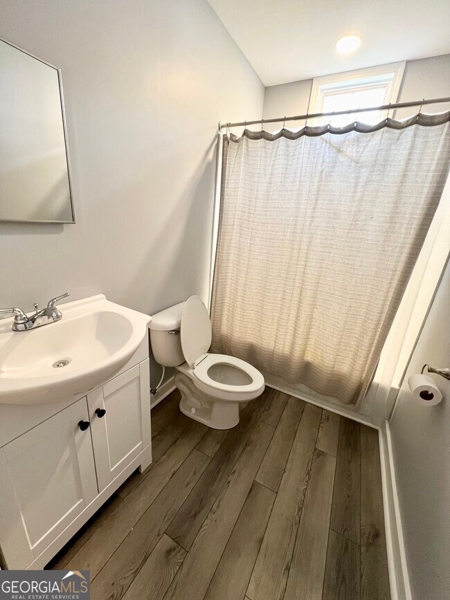 Photo - 112 Cedar St