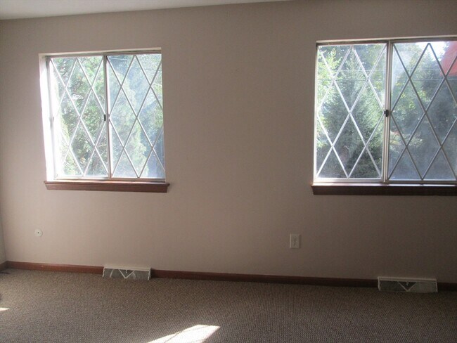 Photo - 108 Clark St Unidad 108