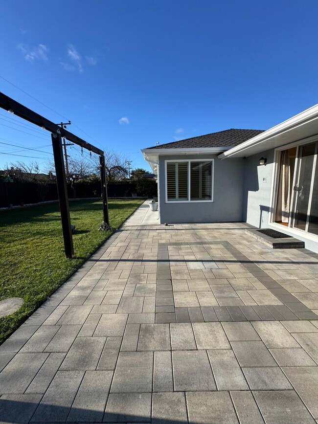 Photo - 38267 Farwell Dr