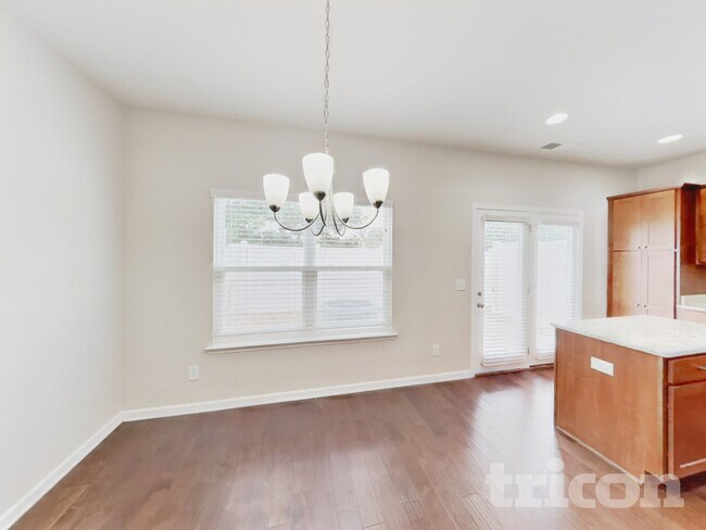 Photo - 206 Ashmere Ct