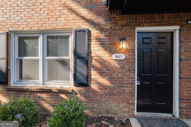 Photo - 3027 Spruce Cir