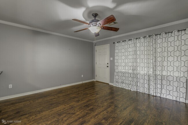 Photo - 1602 San Saba St