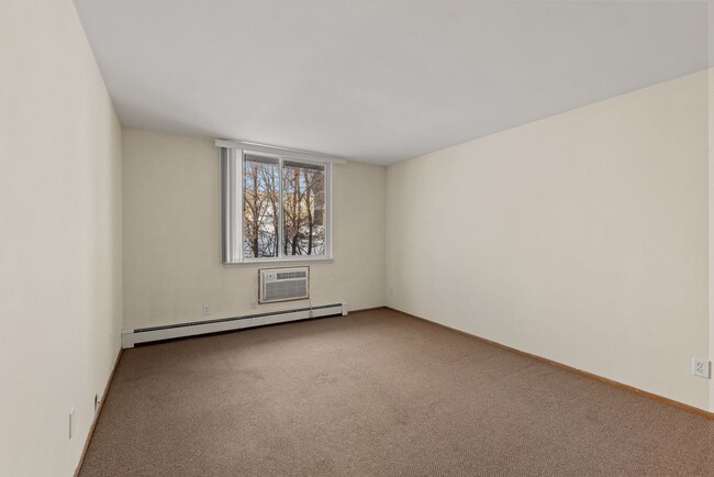 Appleton Apts