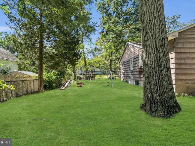 Photo - 134 Phillips Ave