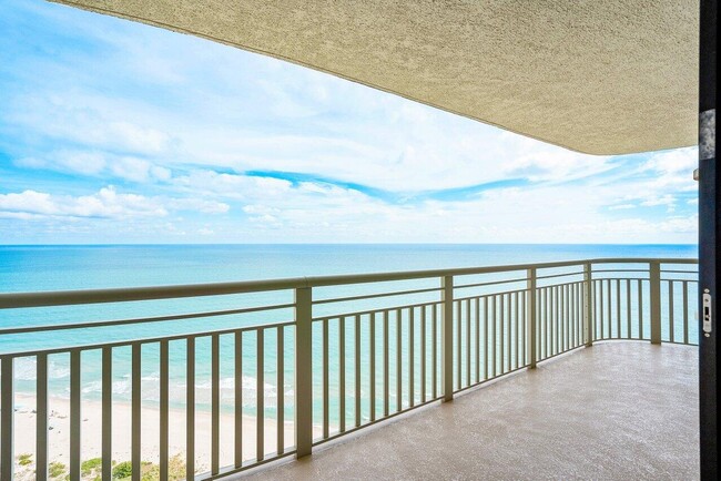 Building Photo - 3000 N Ocean Dr Unit 33e