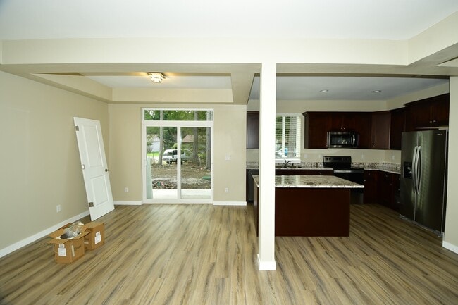 Kitchen - 954 152nd St E