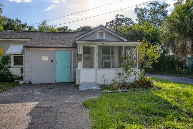 701 1/2 16th Ave S - 701 1/2 16th Ave S House