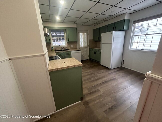 Photo - 610-610 N Sumner Ave