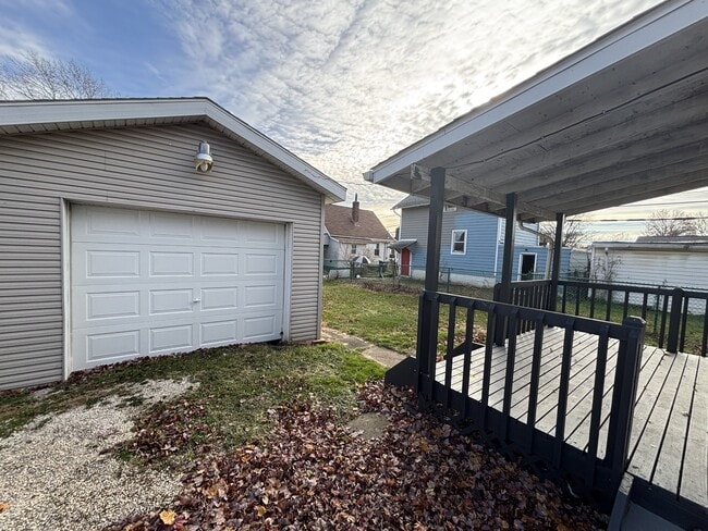 Photo - 1546 Frederick Ave SW