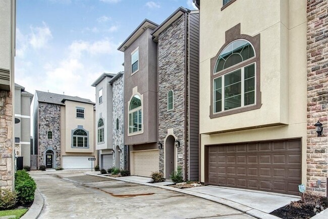 Building Photo - 11131 Olympia Dr Rental