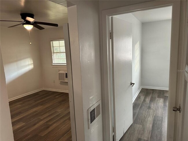 Photo - 1109 Willow Ave