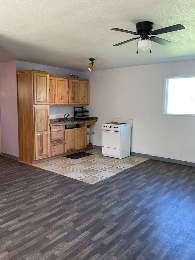 Photo - Country Living