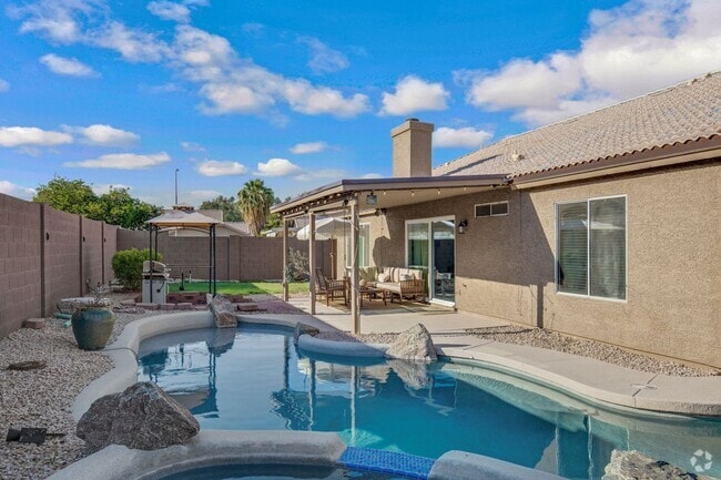 Building Photo - Enjoy this Stunning Chandler Home!  Free r...