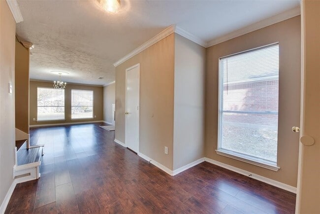 Photo - 6611 Amberfield Ln