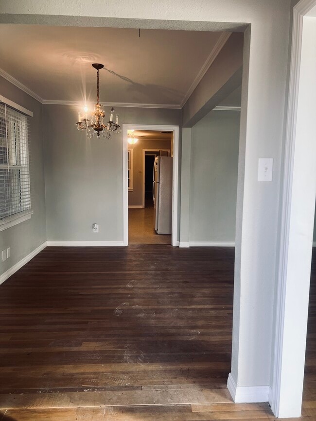 Photo - 2013 S Milam St