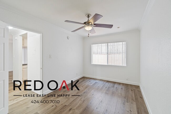 Photo - 4069 Oakwood Ave Unit 7