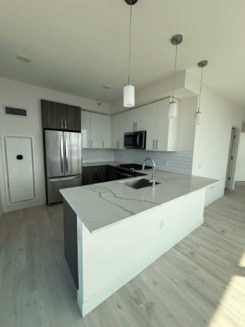 Building Photo - 111 S Wabash Ave