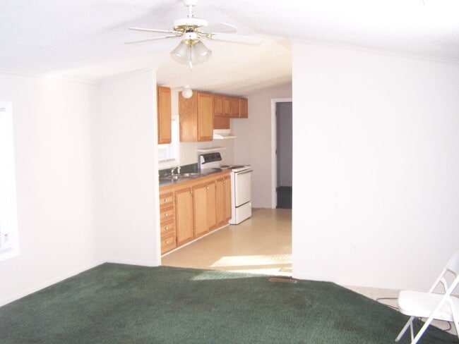 Photo - 143 Jordyn Layne Dr