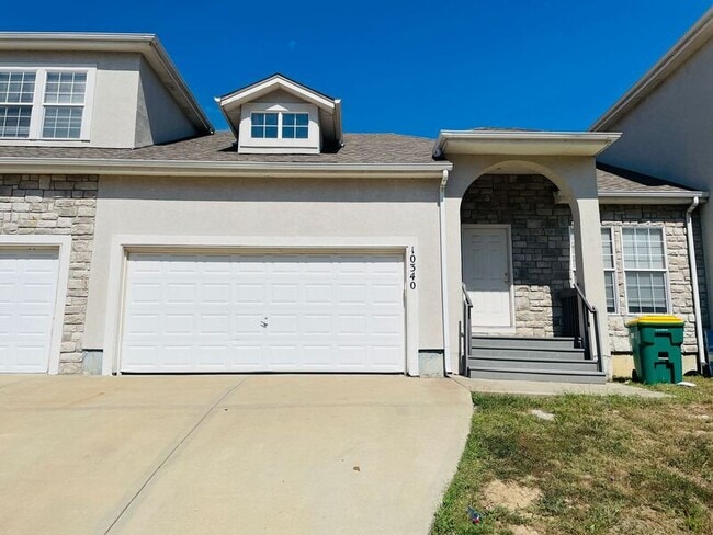 Photo - 10340 Parkview Ave