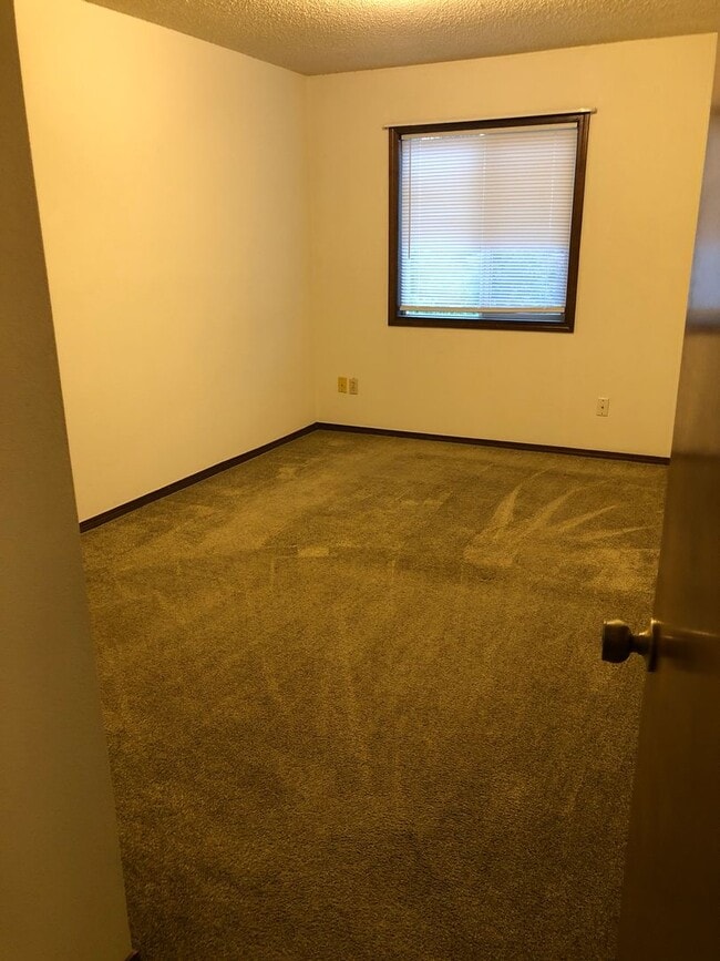 Photo - 2-Bedroom Condominium in McMinnville