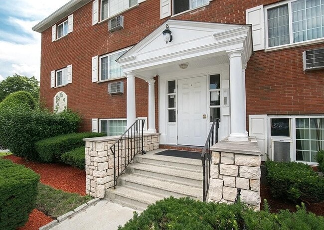 Photo - 8 Grafton St Unit 8 Grafton St, Shrewsbury, MA 01545