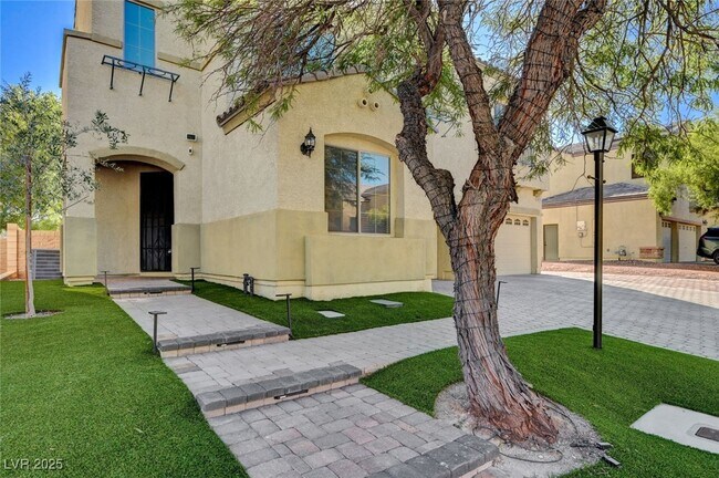 Photo - 8125 Chestnut Hollow Ave