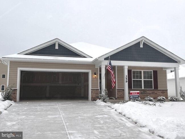 Photo - 359 Toulouse Ln