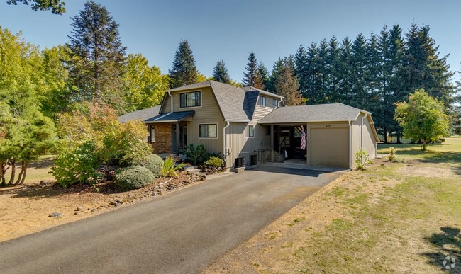 Building Photo - Felida Park- 4 Bedrooms on 1.5 Acres Rental