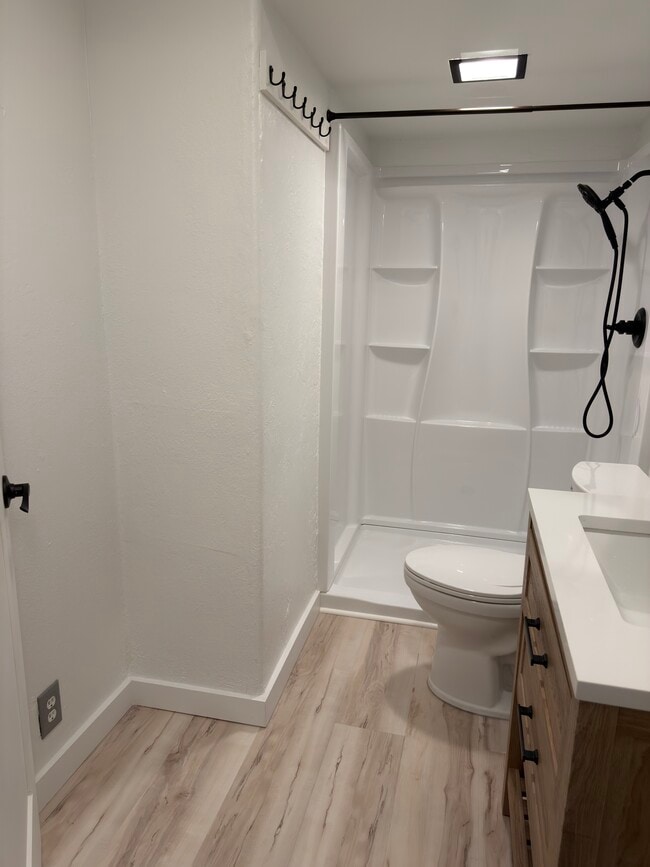 Photo - 2011 Oregon Ave Unidad 2011 Oregon Ave.