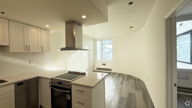 Building Photo - The BAYCREST: Updated 1BR/1BA + Parking!  ... Rental