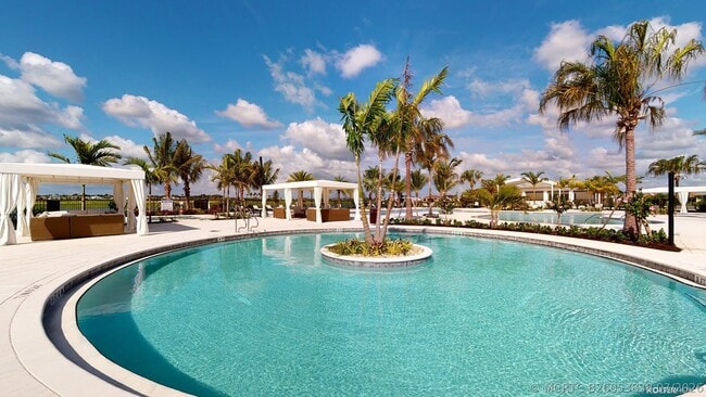 Building Photo - 5078 Lido Key Ln