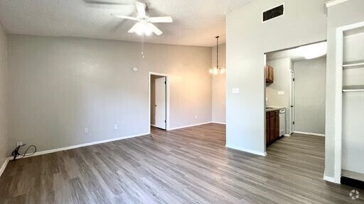 Building Photo - 11953 Sunhillow Bend Rental