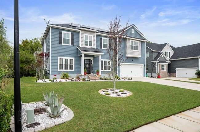 Photo - Welcome to Your Ideal Home: Where Luxury a...