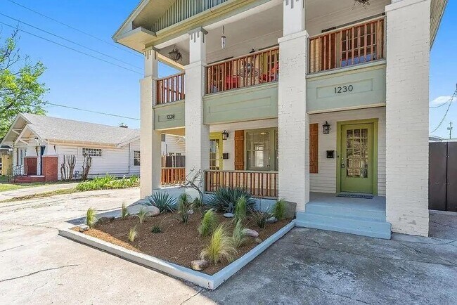 Photo - 1230 NW 28th St