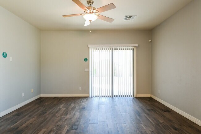 Photo - 4643 W Rolling Rock Dr