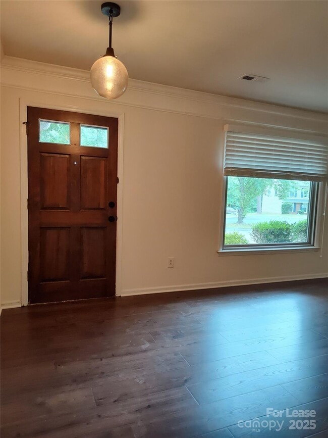 Photo - 8526 Timbercrest Cir