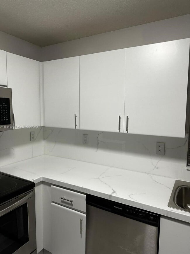 Photo - 986 NW 136th Ct