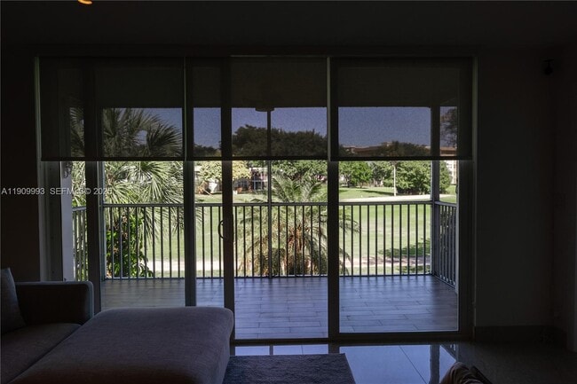 Photo - 4017 N Cypress Dr Unit 201