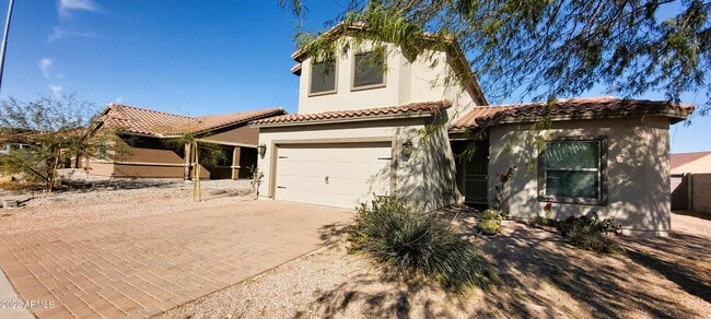 Building Photo - 518 W Black Hawk Pl