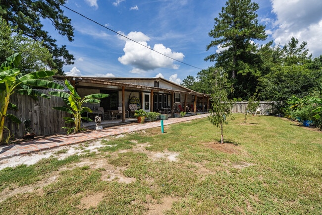 Building Photo - 95 3rd St