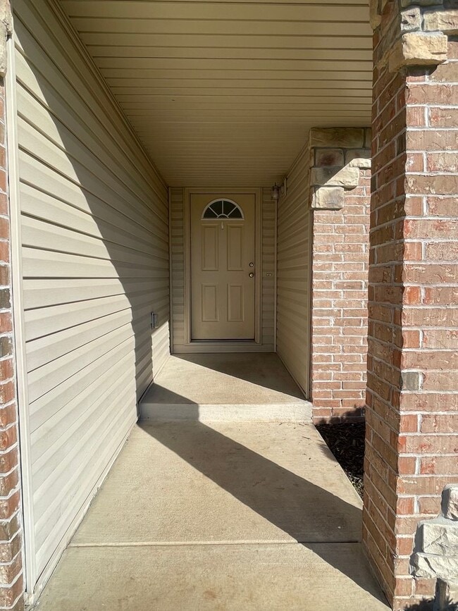 217 Eagle Ln