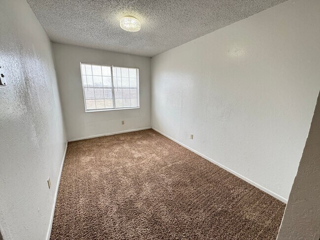1006 Eastside Dr Unit D