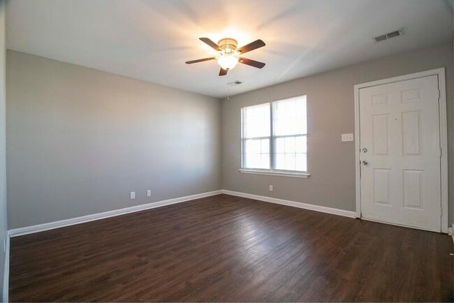 Photo - 1125 Keith Ave