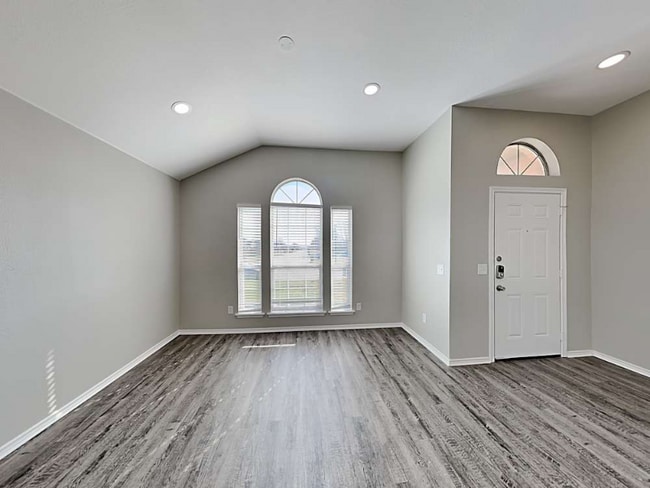 Building Photo - 1617 Lesli Dr Rental