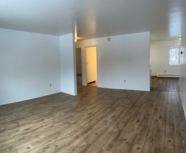 Photo - 537 E 24th Ave Unidad 3