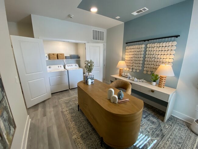 Photo - 444 Frederick Dr Townhome